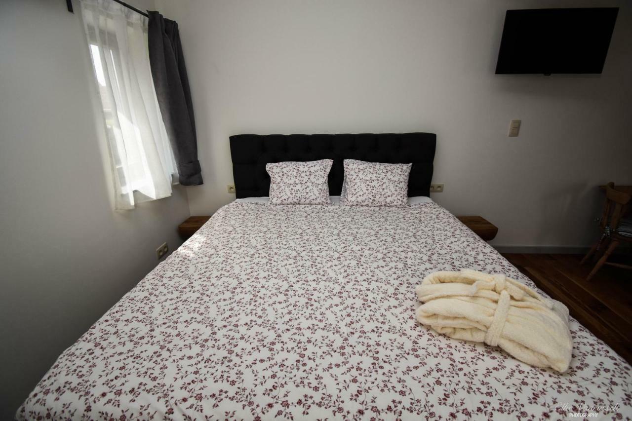 Hoeselt B&B De Bloesem מראה חיצוני תמונה